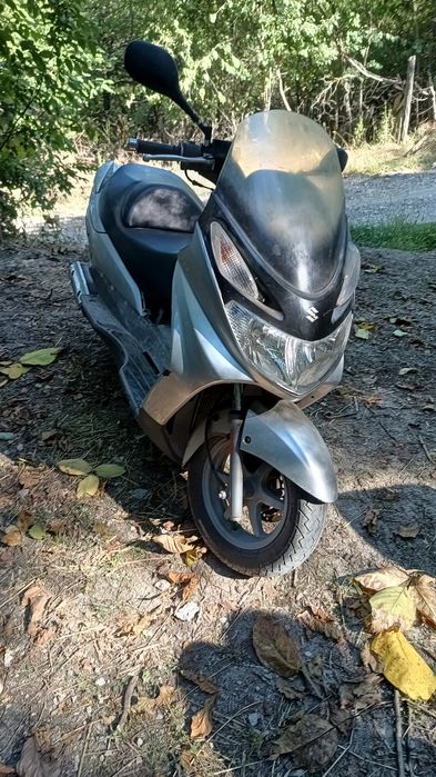 Suzuki burgman 150
