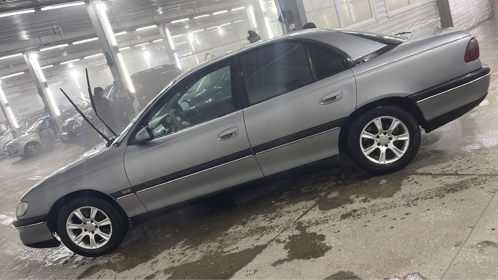 Opel omega b автомат