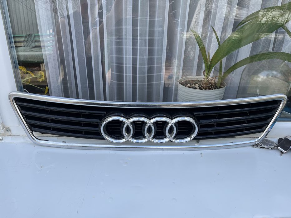 Решотка на ауди A6 C5
