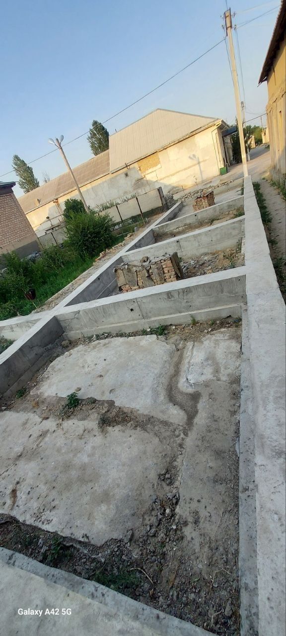 Fundamentli uy sotiladi