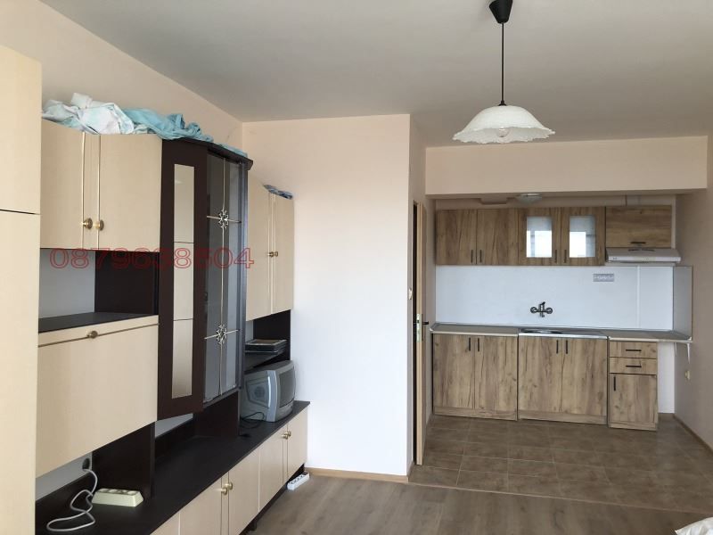 Продава се Двустаен апартамент в Варна, Бриз - 95 кв.м за 1937 €/кв.м - Снимка #2