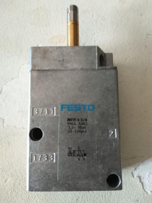 Воздушный электромагнитный клапан FESTO