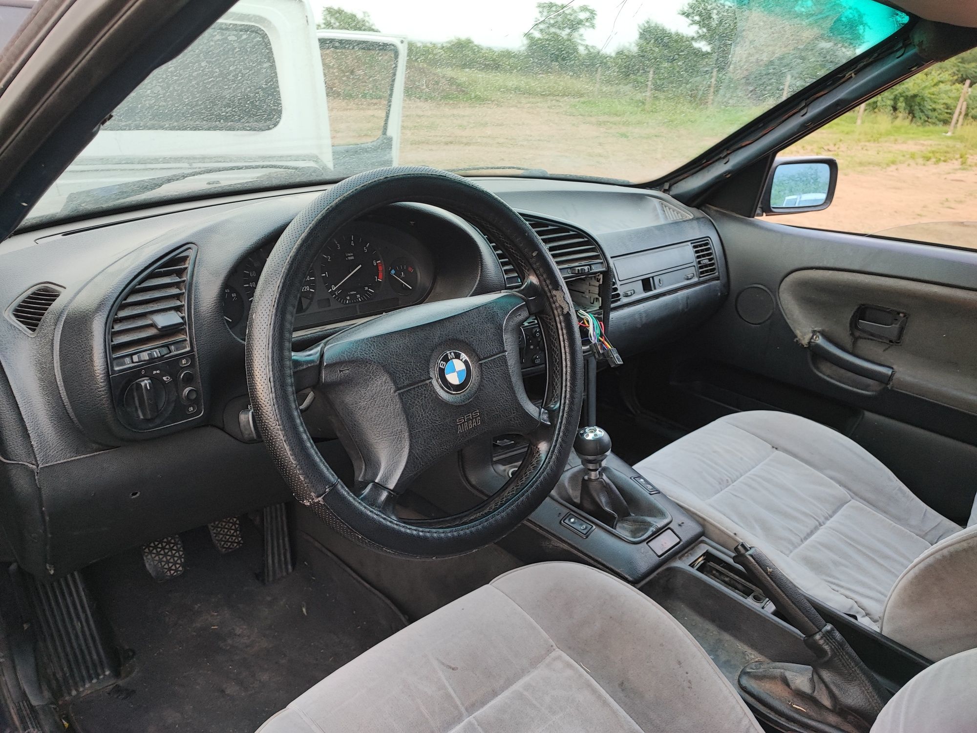 BMW E36 1.8 на части