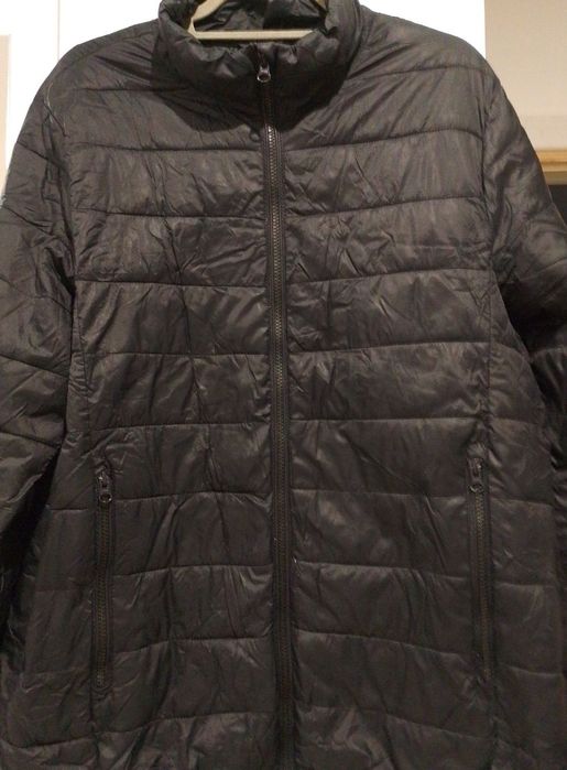 Дамски якета,много запазени.