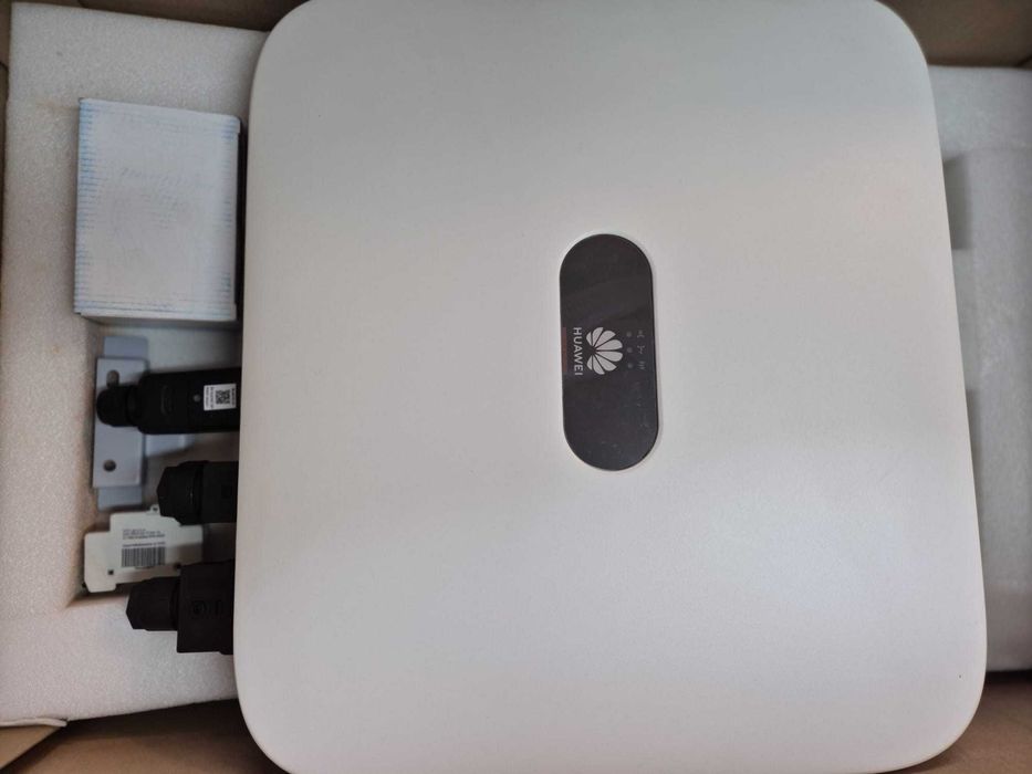 Invertor Huawei Trifazat