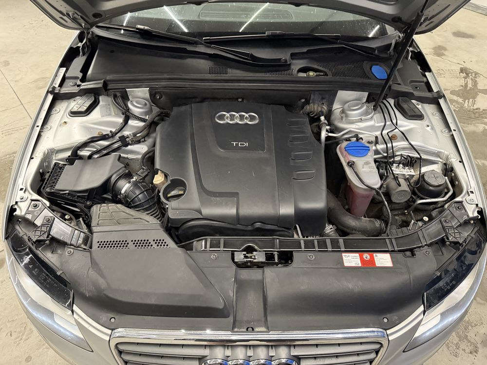 Audi A4 B8 / 2.0 Tdi 143cp / Led / Factura / Garantie / RATE