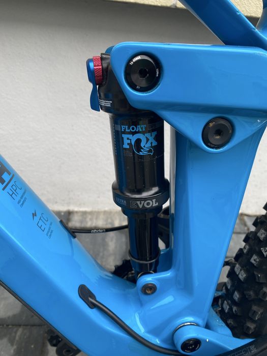Cube Stereo 140 HPC Race Carbon full suspension cadru S roti 27.5
