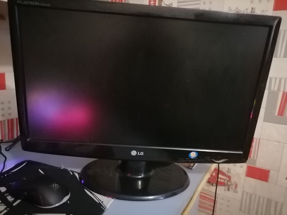 Монитор в хорошем состоянии