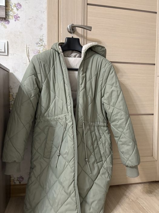 Продам женскую куртку, двусторонняя