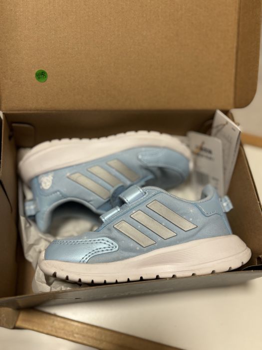 Маратонки Adidas Пепеляшка 24 номер