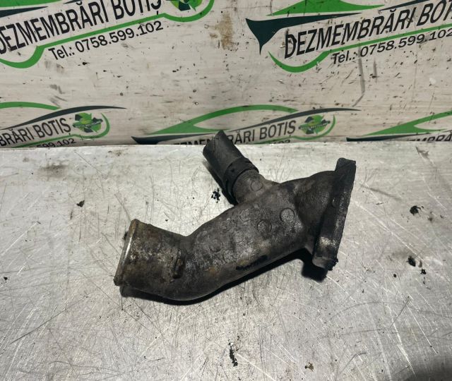 Tubulatura admisie aer furtun tub conducta Toyota Avensis a 2-a gener