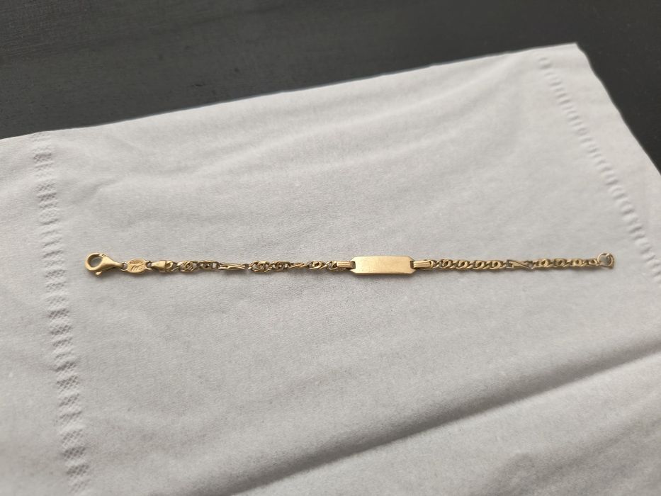 Vând brățară de aur 18 k