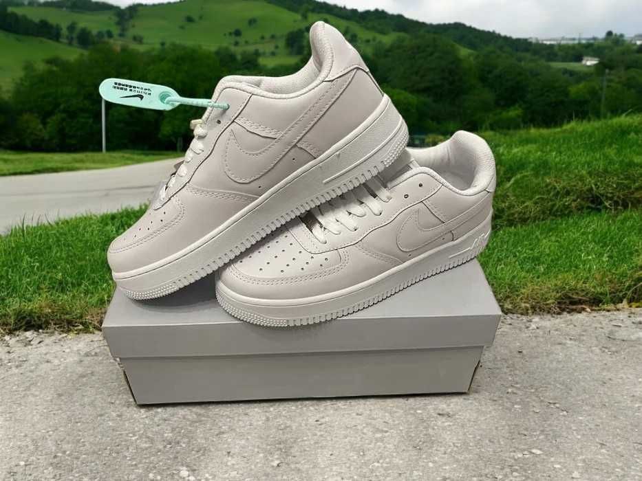 Adidasi Unisex Noi Nike Air Force 1 White