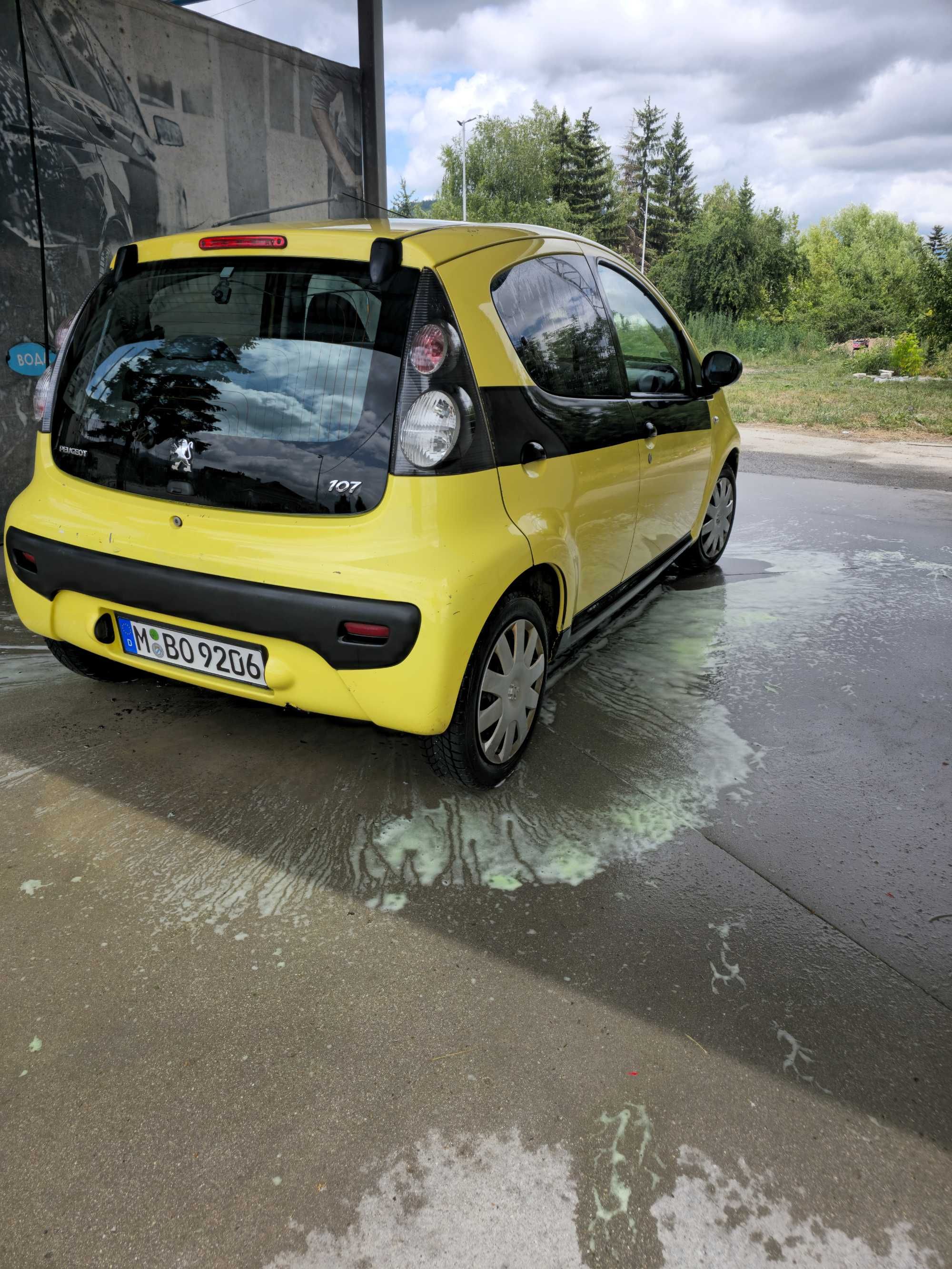 Продана се peugeot  107