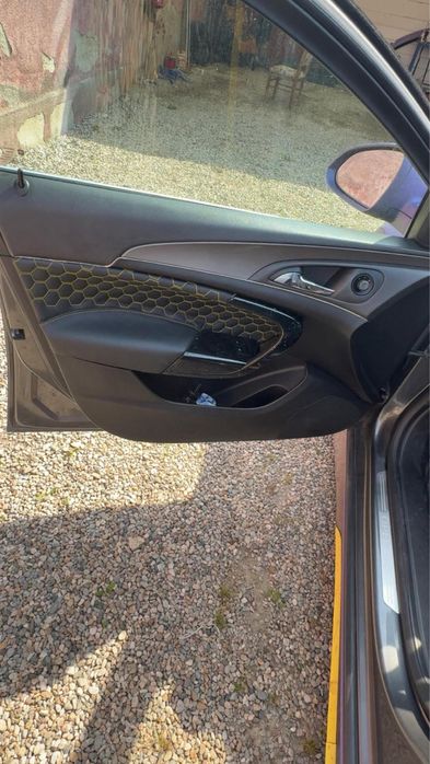 Vand opel insignia 1.6