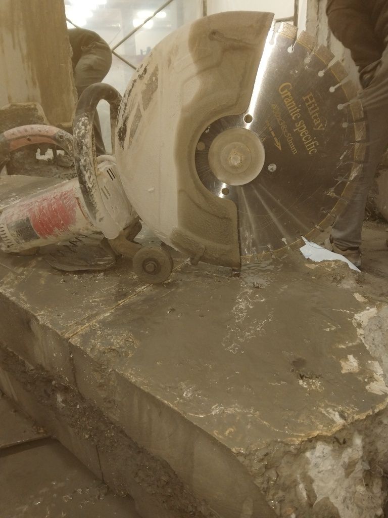 Beton teshish 25, dan 220 gacha Beton kesish devor  styashka manalit.