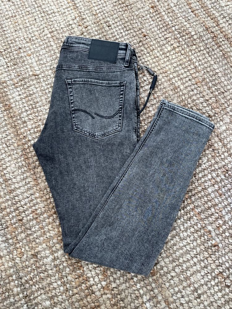 Blugi Jack&Jones marimea W33/L32 model skinny fit