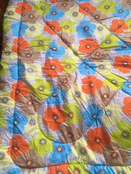 Продам теплое одеяло