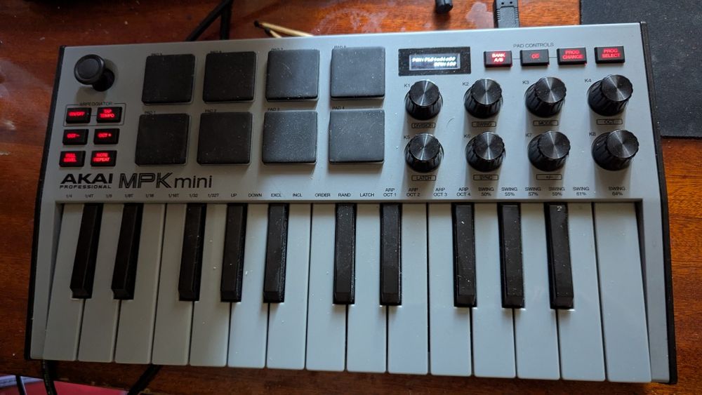 Akai MPK Mini 3 midi