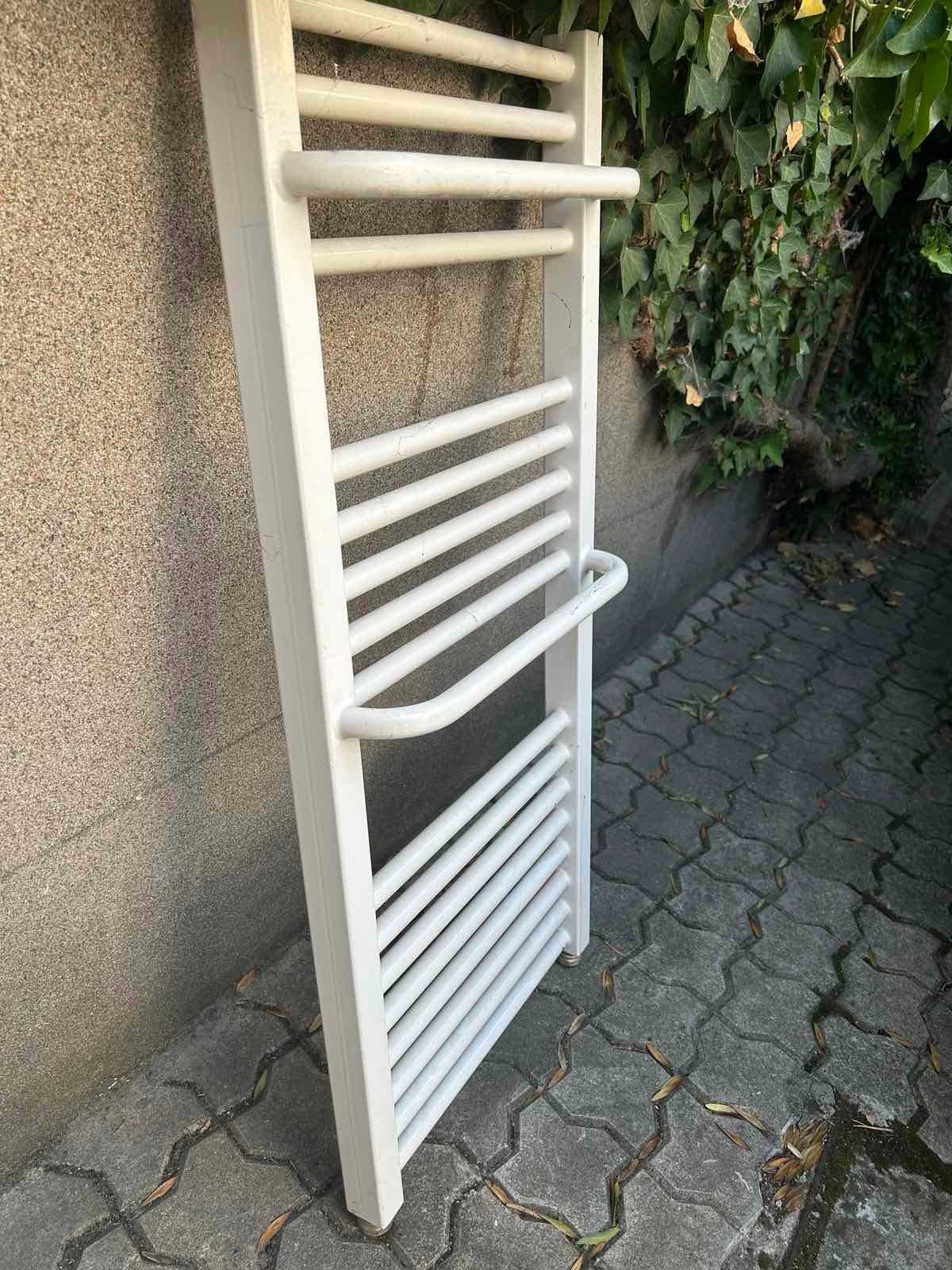 Лира за баня права стоманена