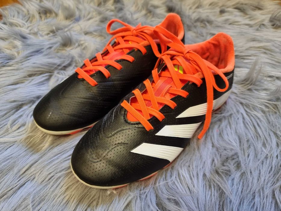 Crampoane fotbal Adidas Predator marimea 36