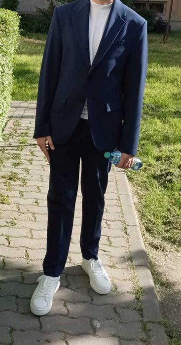 sacou + pantaloni pentru baieti elevi de clasa a-8-a ,brand ZARA