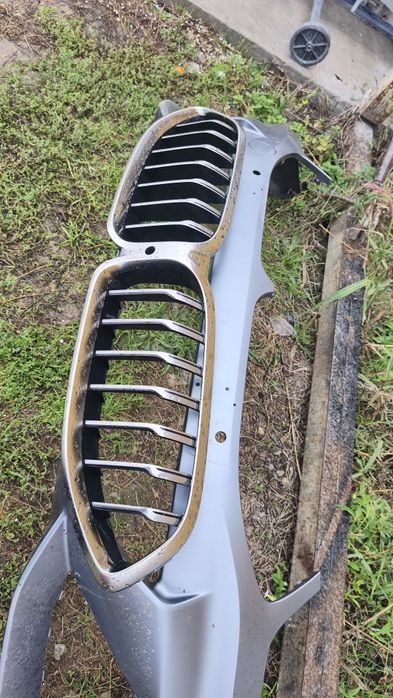 vand bara grila si capota Bmw seria 8 g15
