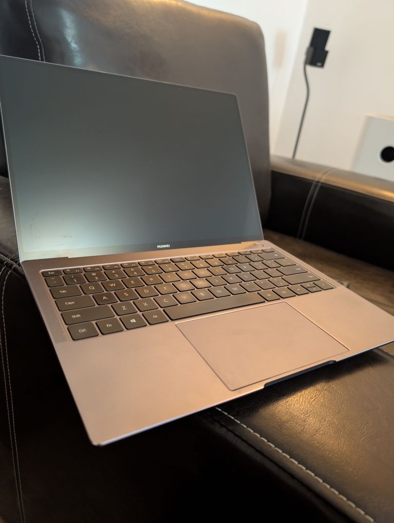 Laptop ultraportabil Huawei Matebook X Pro i7-10510U 16gb 1tb 3K touch