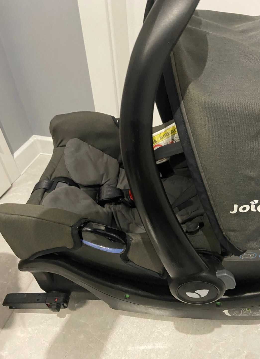 Столче за кола 0-13кг Joie + база с Izofix