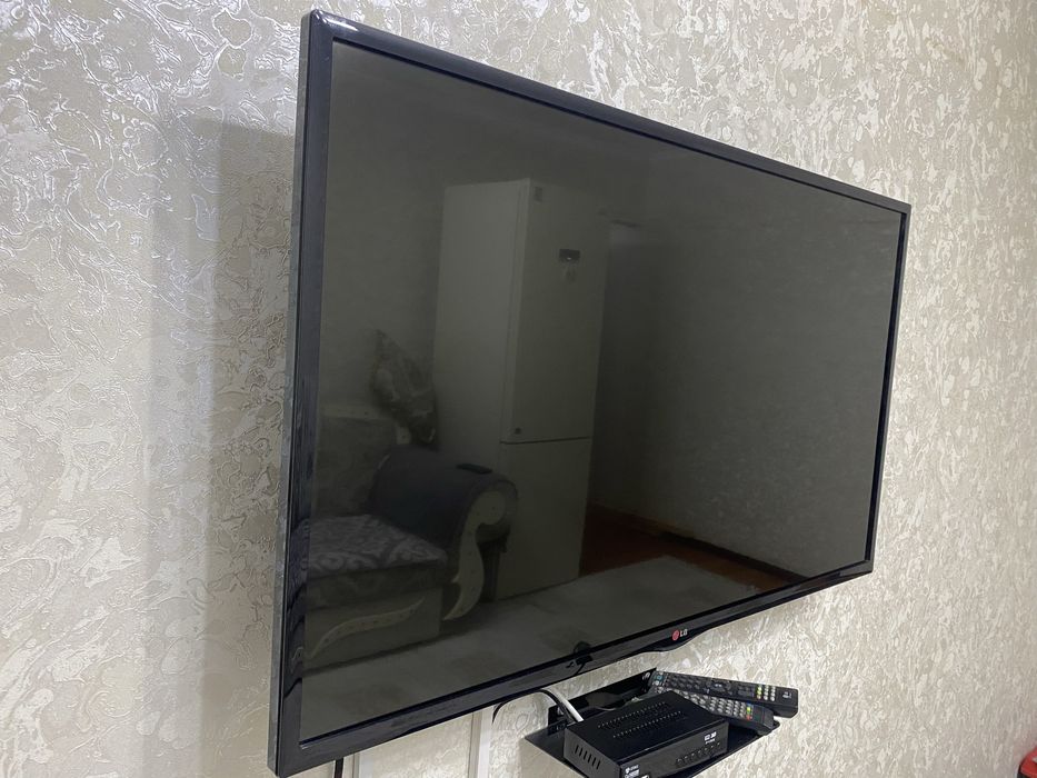 Телевизор LG 109см 42дюйма