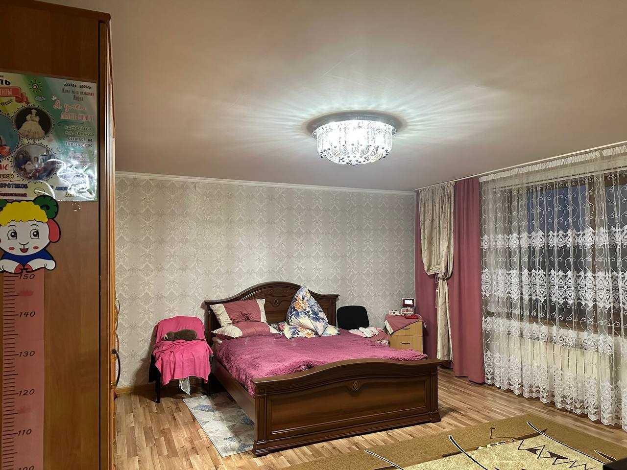 продам коттедж 2 этажа в районе центра