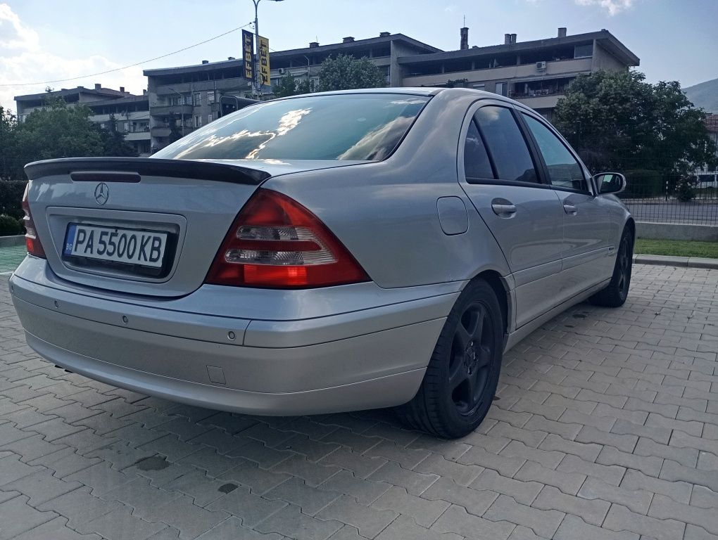 Mercedes c 180 129