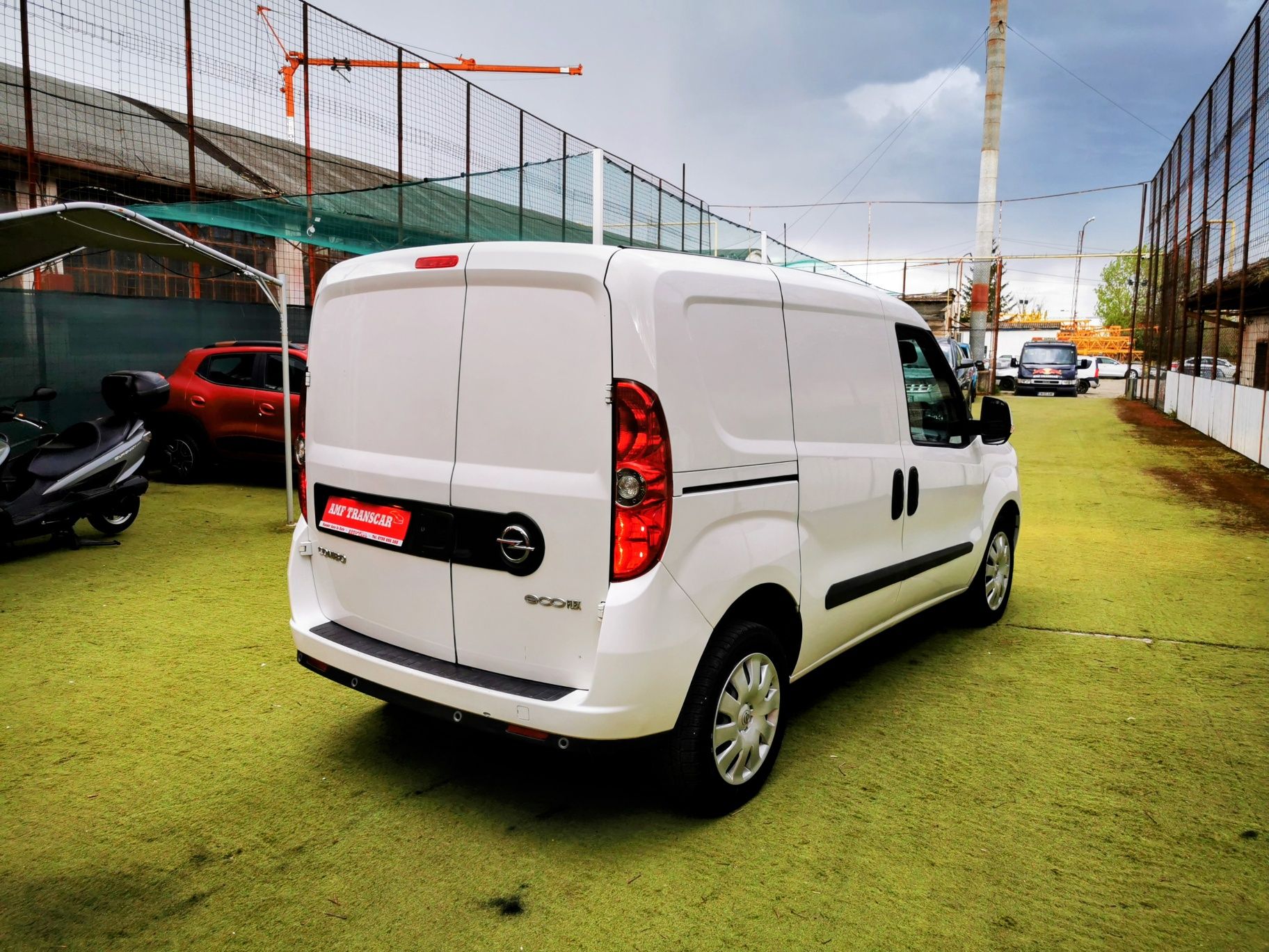 Opel Combo 1,6 Cdti-An 2017-Tva inclus deductibil--Klima-Cash sau Rate