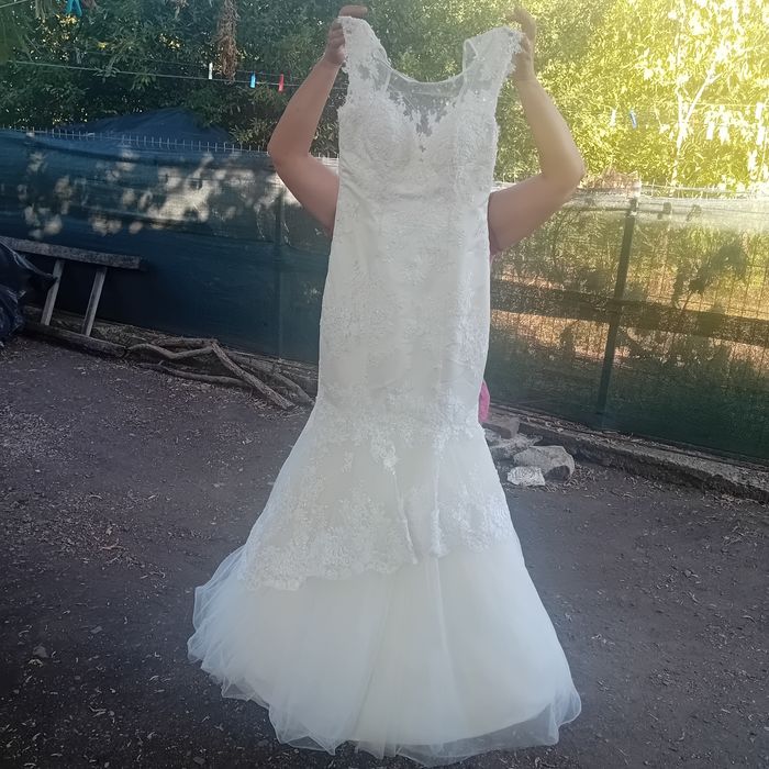 Rochie mireasă femei