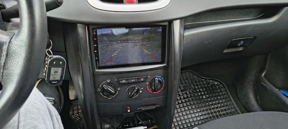 Peugeot 207 *2006*