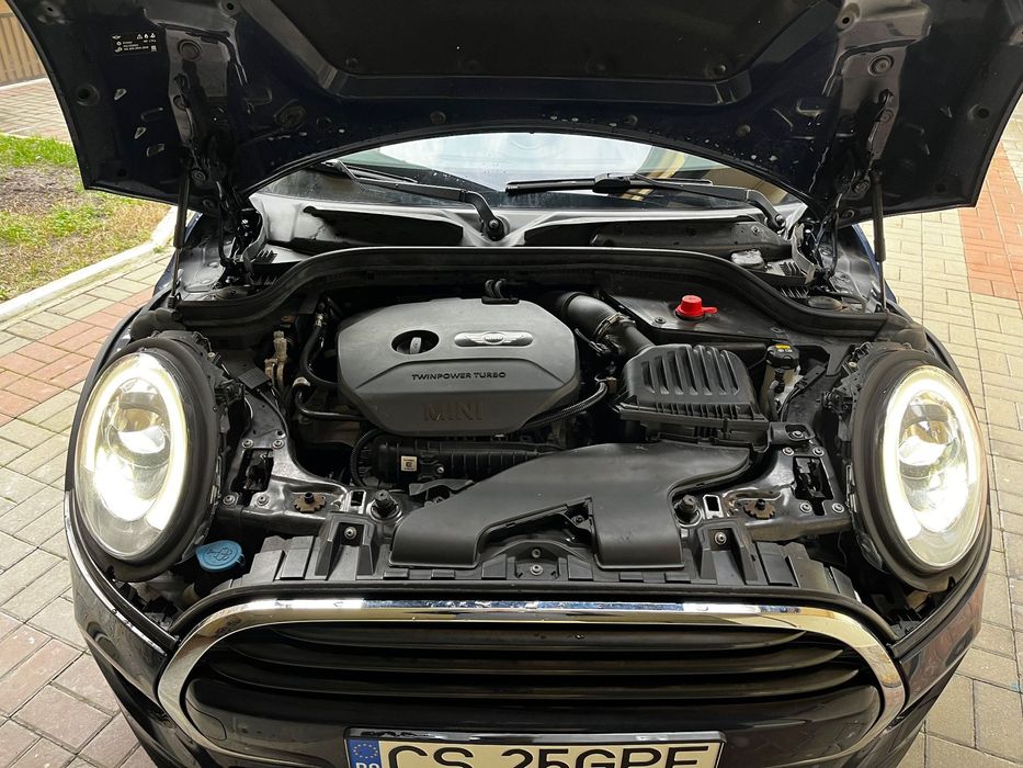 Mini Cooper Prim proprietar -special editition