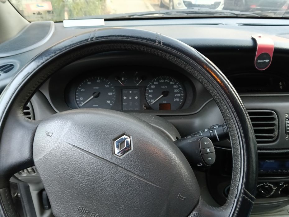Vând Renault scenic