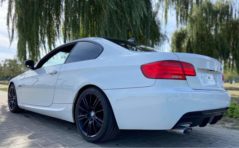 Dezmembrez BMW 320d M-Pack E92 Lci 112.000 Mile,an 2010 M pack led