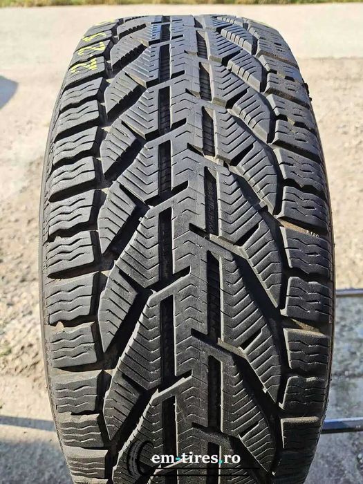 Anvelopa Iarna 225/50 R17 TAURUS Winter 98V