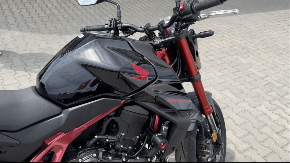 Honda hornet 750 model 2024