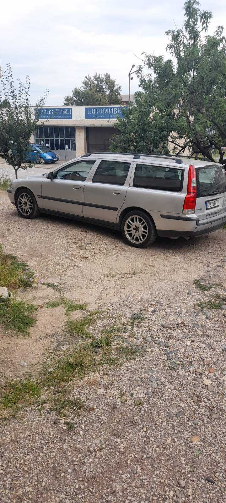 Volvo V70 2.4, 200k.c.