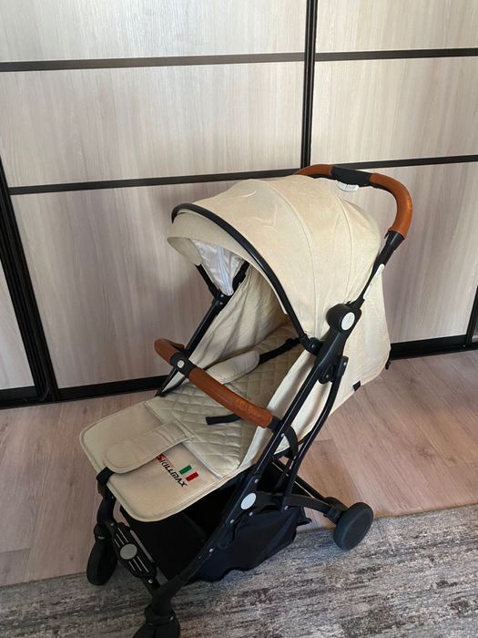 Коляска прогулочная