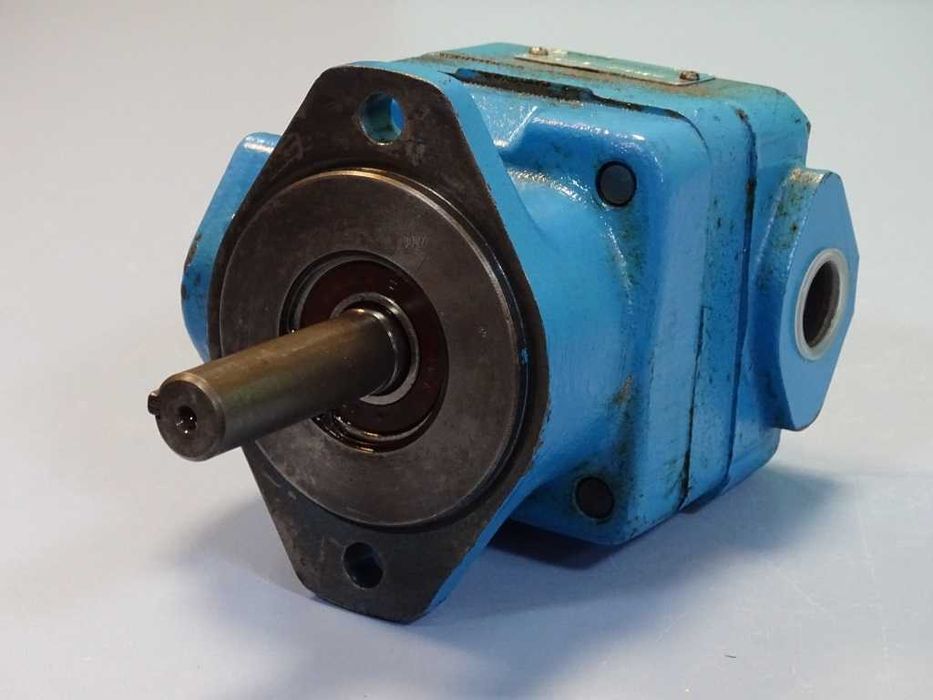 Хидравлична помпа Vickers V210 9W 1A12S214 Hydraulic vane pump