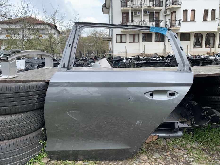 Врата Skoda Octavia