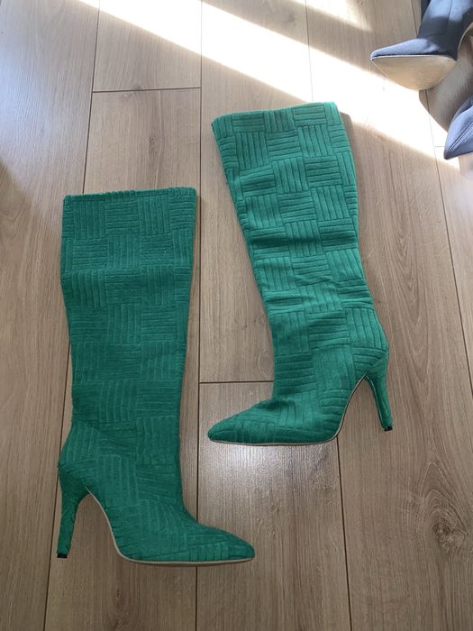 Ботуши с висок ток + шапка