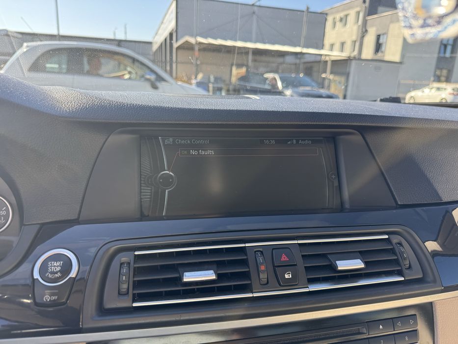 BMW seria 5 F10 520D 2012 automat