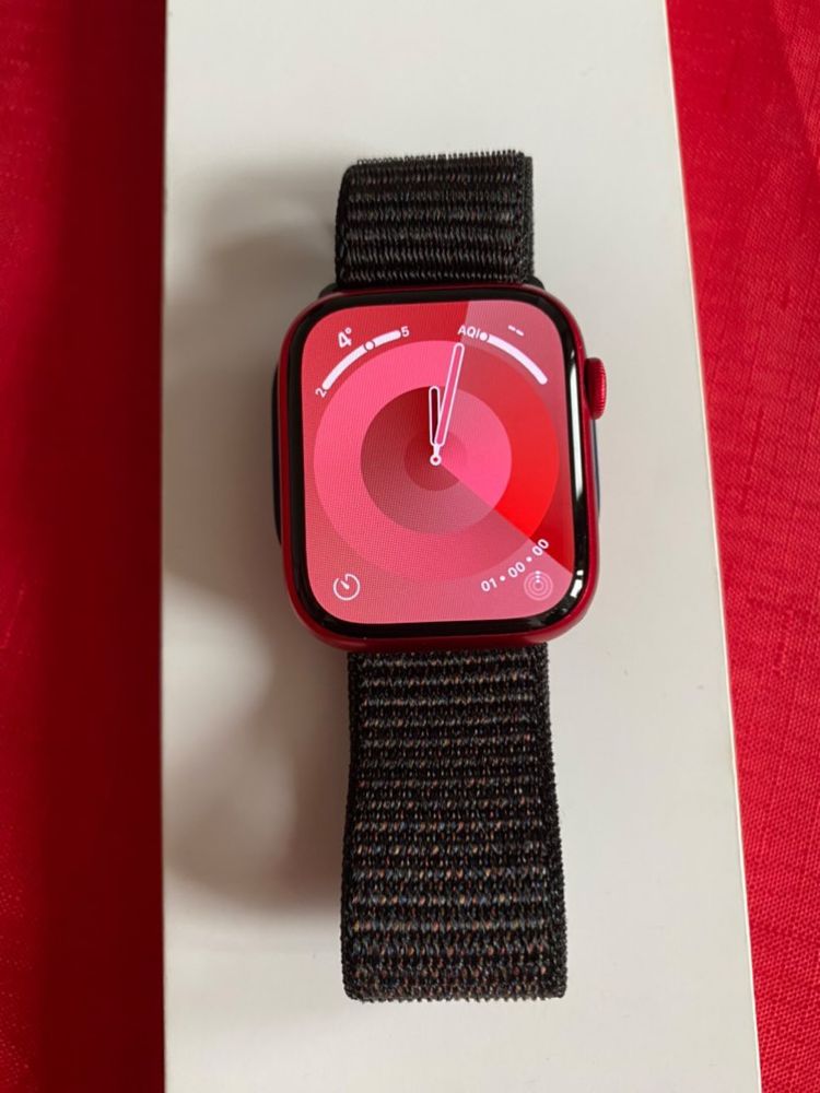 Apple Watch 9 RedT-loop 45mm