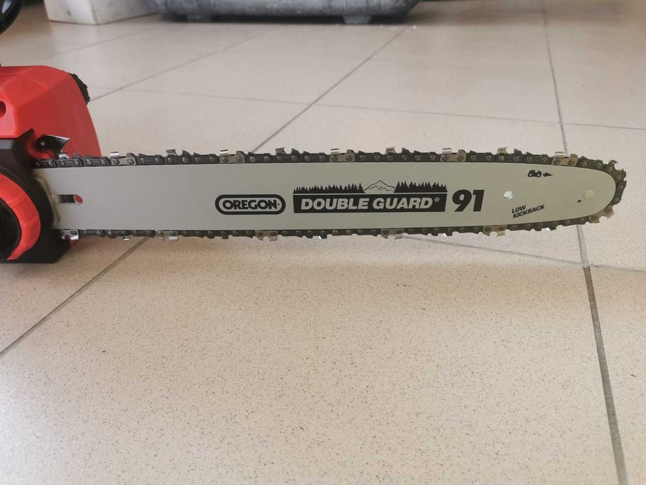 Drujba electrica Breckner Germany, 2400W, lama si lant  Oregon 40 cm