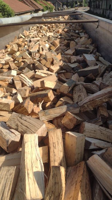 Lemn de foc/ cărbune lighnit