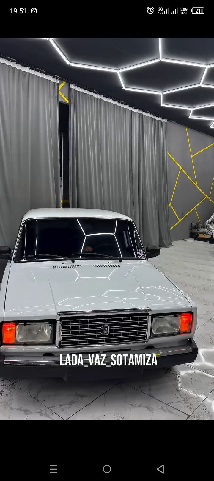 Vaz 007. Hamma narsasi bor.